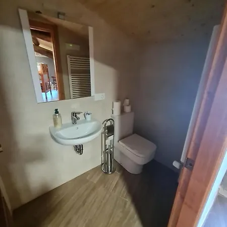 Casa Fondo De *