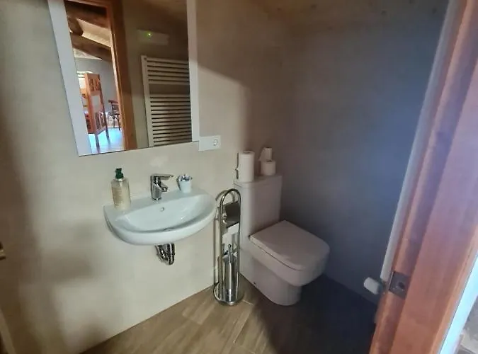 Casa Fondo De *